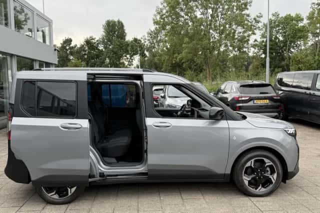 Ford Tourneo Courier (2025) thumbnail 6