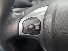 Ford EcoSport (2013) thumbnail 16