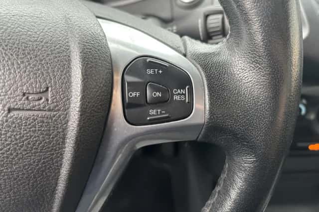 Ford EcoSport (2013) thumbnail 17