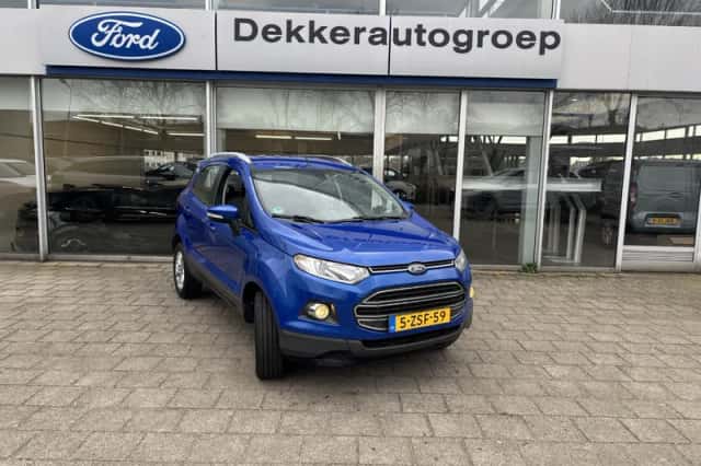 Ford EcoSport (2013) thumbnail 4