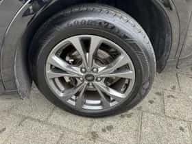 Ford Kuga (2022) thumbnail 19