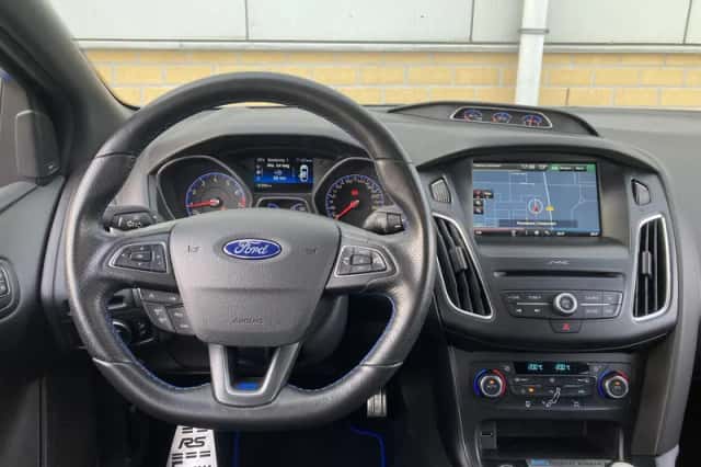 Ford Focus (2016) thumbnail 16