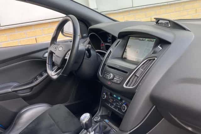 Ford Focus (2016) thumbnail 19