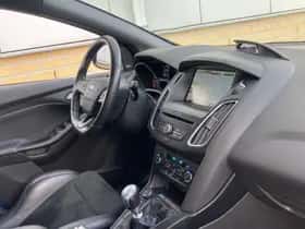 Ford Focus (2016) thumbnail 19