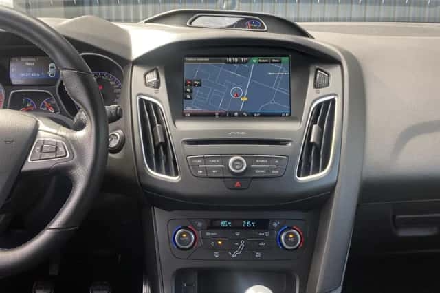 Ford Focus (2016) thumbnail 38