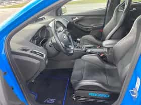 Ford Focus (2016) thumbnail 42