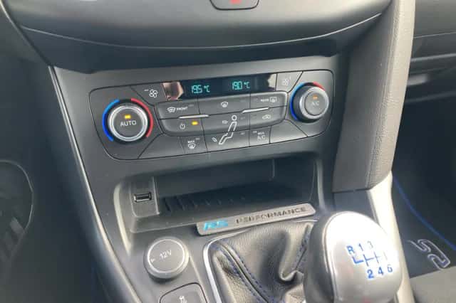 Ford Focus (2016) thumbnail 46