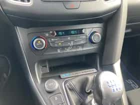 Ford Focus (2016) thumbnail 46