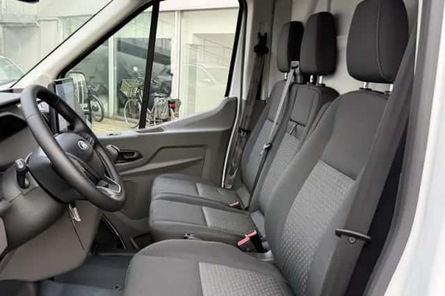 Ford Transit (2024) thumbnail 14