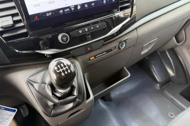 Ford Transit (2024) thumbnail 26