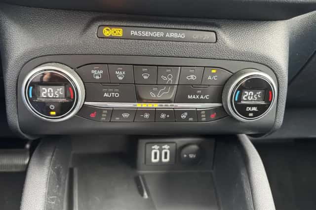 Ford Kuga (2021) thumbnail 12