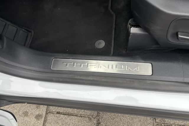 Ford Kuga (2021) thumbnail 15