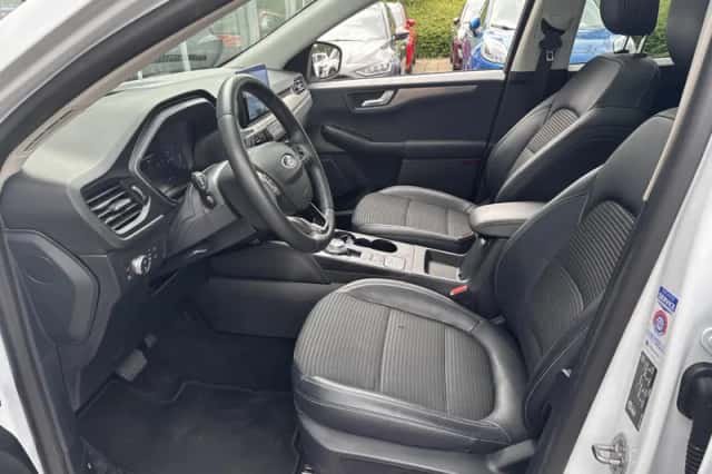 Ford Kuga (2021) thumbnail 16