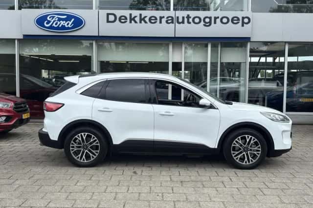 Ford Kuga (2021) thumbnail 17