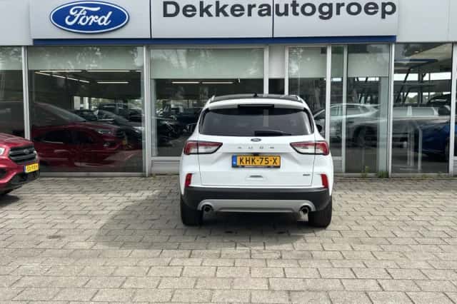 Ford Kuga (2021) thumbnail 22