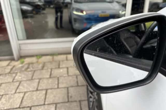 Ford Kuga (2021) thumbnail 10