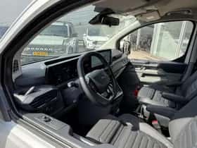 Ford Transit Custom (2025) thumbnail 13