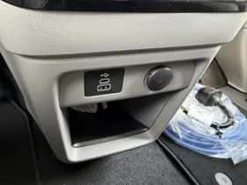 Ford Transit Custom (2025) thumbnail 24