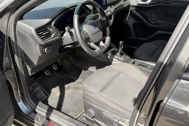 Ford Focus (2020) thumbnail 11