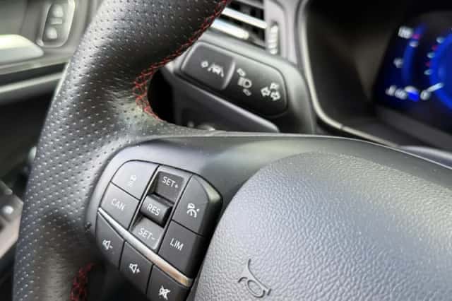 Ford Focus (2020) thumbnail 14