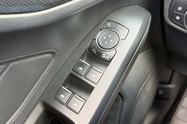 Ford Focus (2020) thumbnail 25