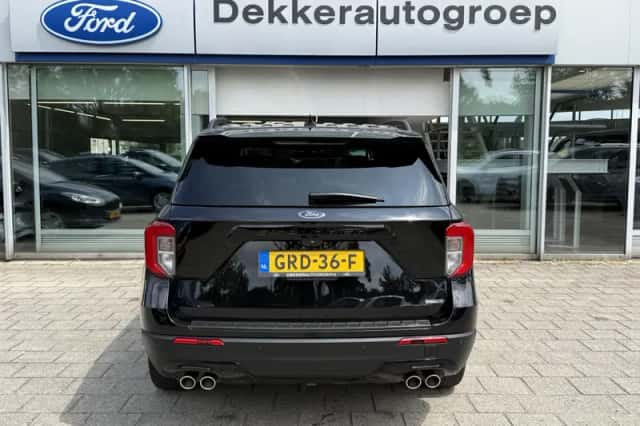 Ford Explorer (2024) thumbnail 4