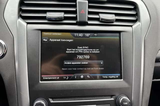 Ford Mondeo (2015) thumbnail 6