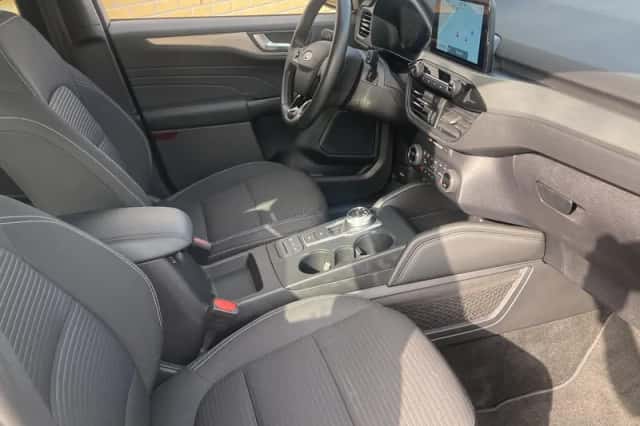 Ford Kuga (2022) thumbnail 19