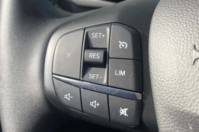 Ford Kuga (2022) thumbnail 20
