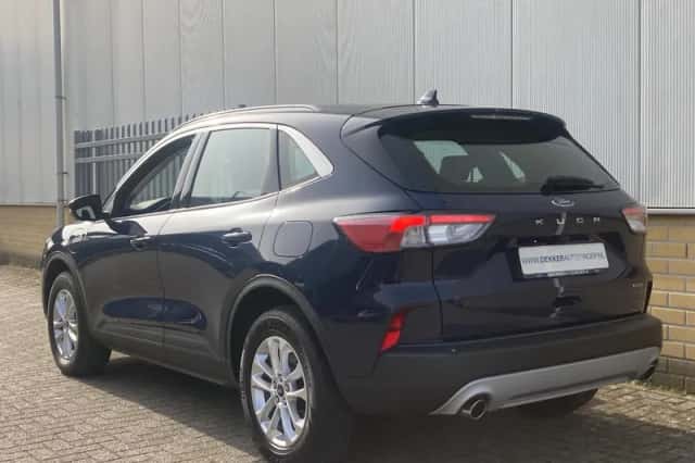 Ford Kuga (2022) thumbnail 6