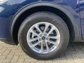 Ford Kuga (2022) thumbnail 8