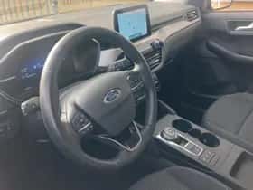 Ford Kuga (2022) thumbnail 10