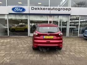 Ford Kuga (2018) thumbnail 4