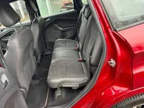 Ford Kuga (2018) thumbnail 6