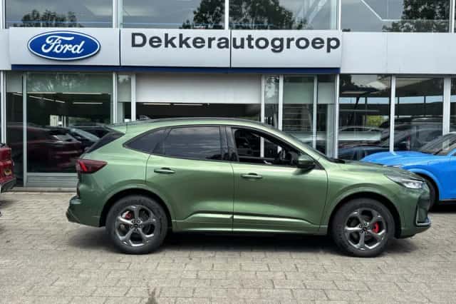 Ford Kuga (2025) thumbnail 4