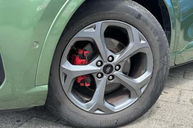 Ford Kuga (2025) thumbnail 6
