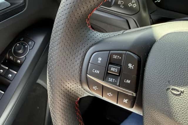 Ford Focus (2024) thumbnail 17