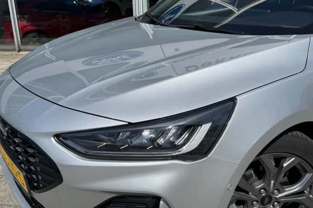 Ford Focus (2024) thumbnail 4