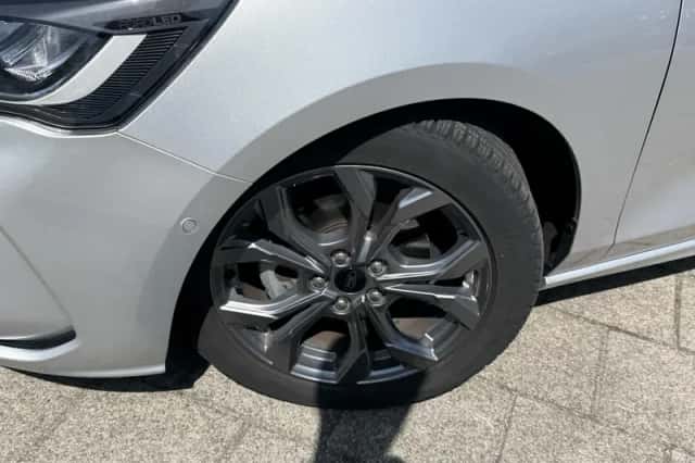 Ford Focus (2024) thumbnail 5