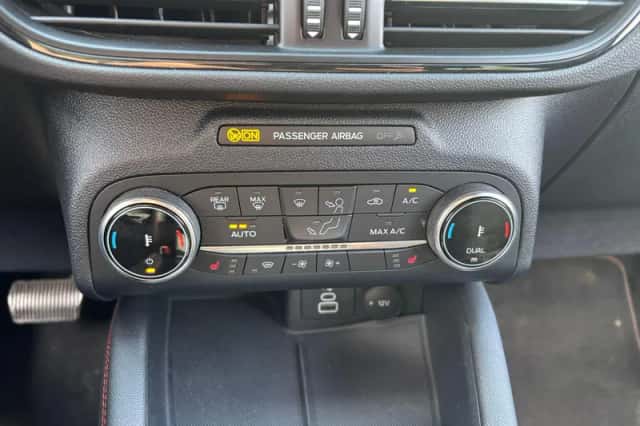 Ford Focus (2019) thumbnail 13