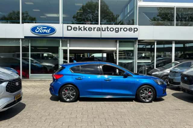 Ford Focus (2019) thumbnail 4