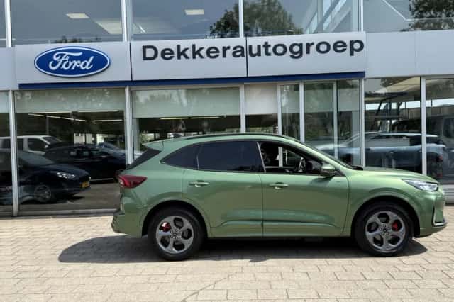 Ford Kuga (2025) thumbnail 6