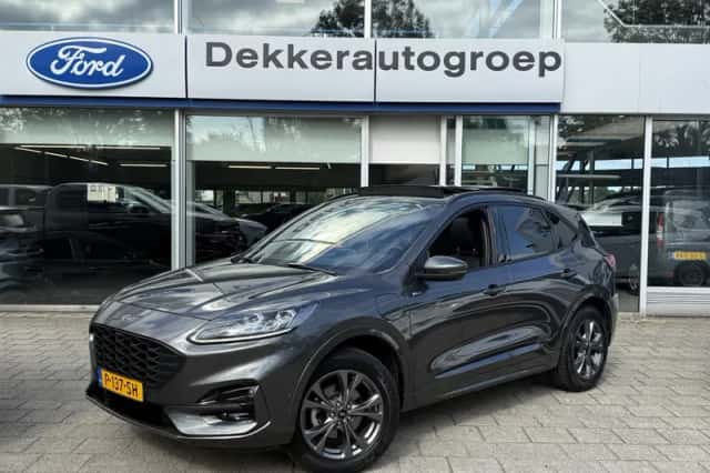 Ford Kuga (2022) thumbnail 2