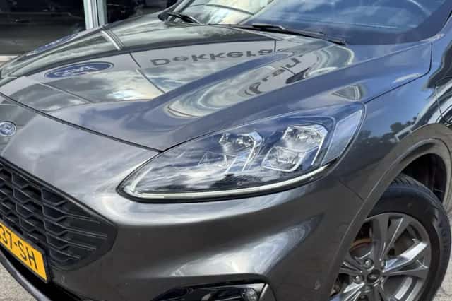 Ford Kuga (2022) thumbnail 6