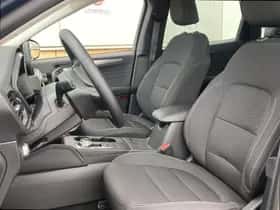 Ford Kuga (2022) thumbnail 12