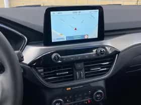Ford Kuga (2022) thumbnail 16