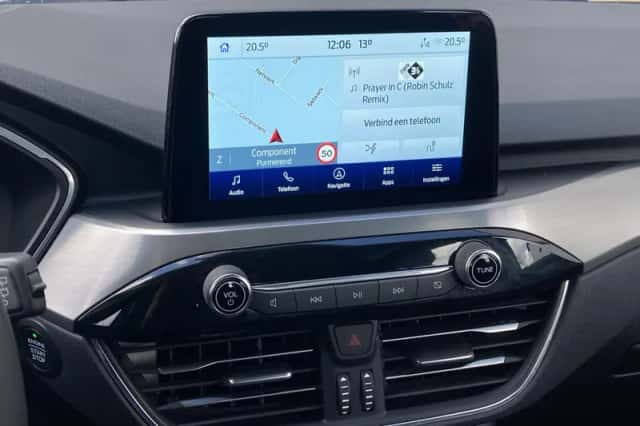 Ford Kuga (2022) thumbnail 20