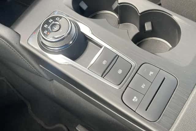 Ford Kuga (2022) thumbnail 28