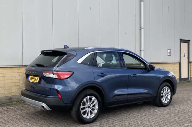 Ford Kuga (2022) thumbnail 8