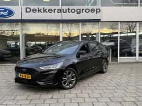 Ford Focus (2022) thumbnail 2